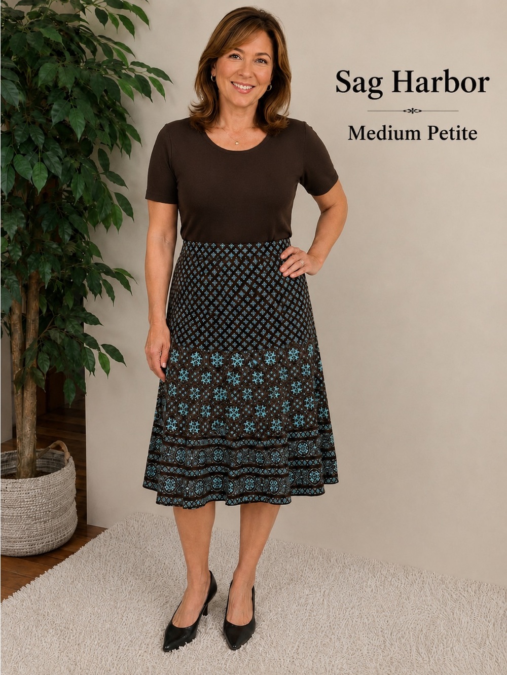 Sag Harbor pull on skirt Woman’s size petite turquoise blue & brown patterned